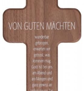 Butzon & Bercker Holzkreuz - Von guten Mächten. „Von guten Mächten wunderbar geborgen …“: Kruzifix aus Nussbaumholz mit Segensspruch im Format 19 x 11,6 cm, geliefert in einer Geschenkverpackung - Image 1