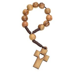 Holyart Zehner-Rosenkranz Heiliges Land Olivenholz Kreuz mit Herz - Image 4