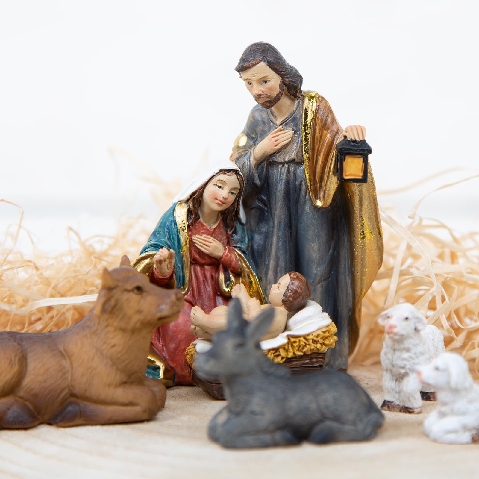 Logbuch-Verlag Krippenfiguren Set 5-TLG. Weihnachtskrippe Heilige Familie mit Ochs Esel Schaf 9,5 cm als kleines Geschenk zu Weihnachten - Image 2