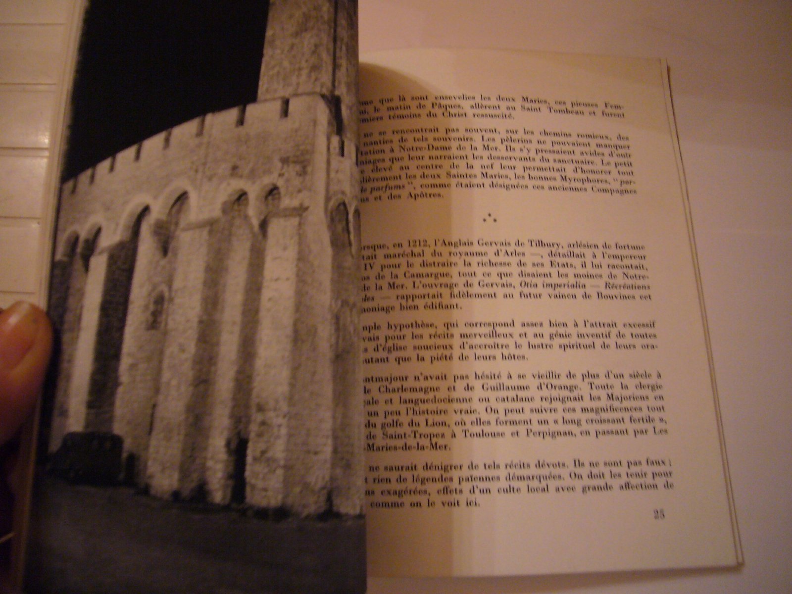 Notre-dame de la mer et les saintes-maries. - Image 3