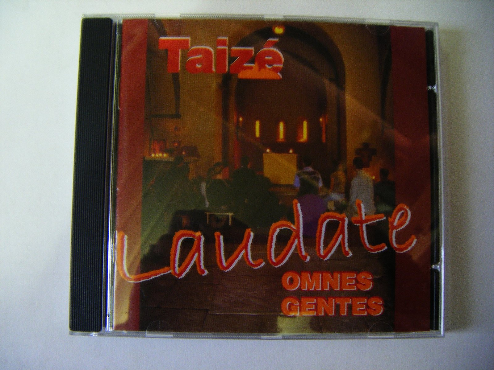 Taizé: Laudate omnes gentes - Image 1